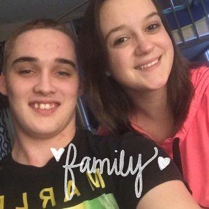 Meet your Posher, Eli